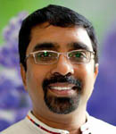 Dr Sridhar Maddela, BNYS, DipPhty, PGDipYN, MHSc, ERYT 500